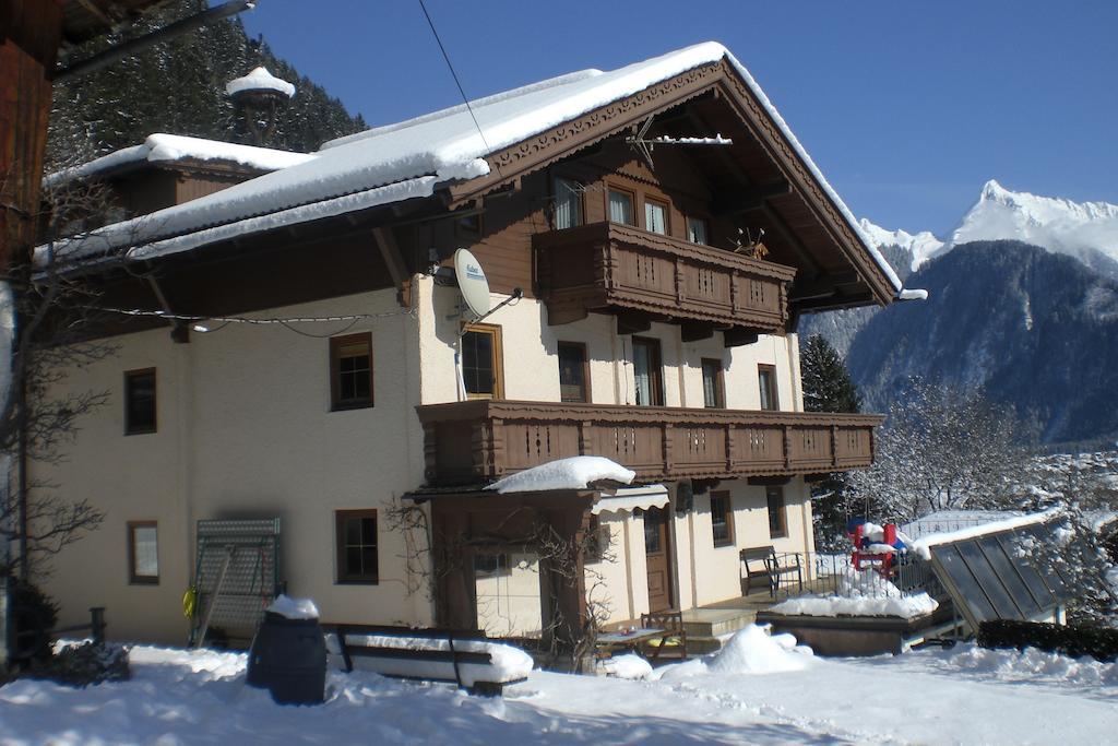 Haus Alpengruss Apartment Finkenberg Exterior photo