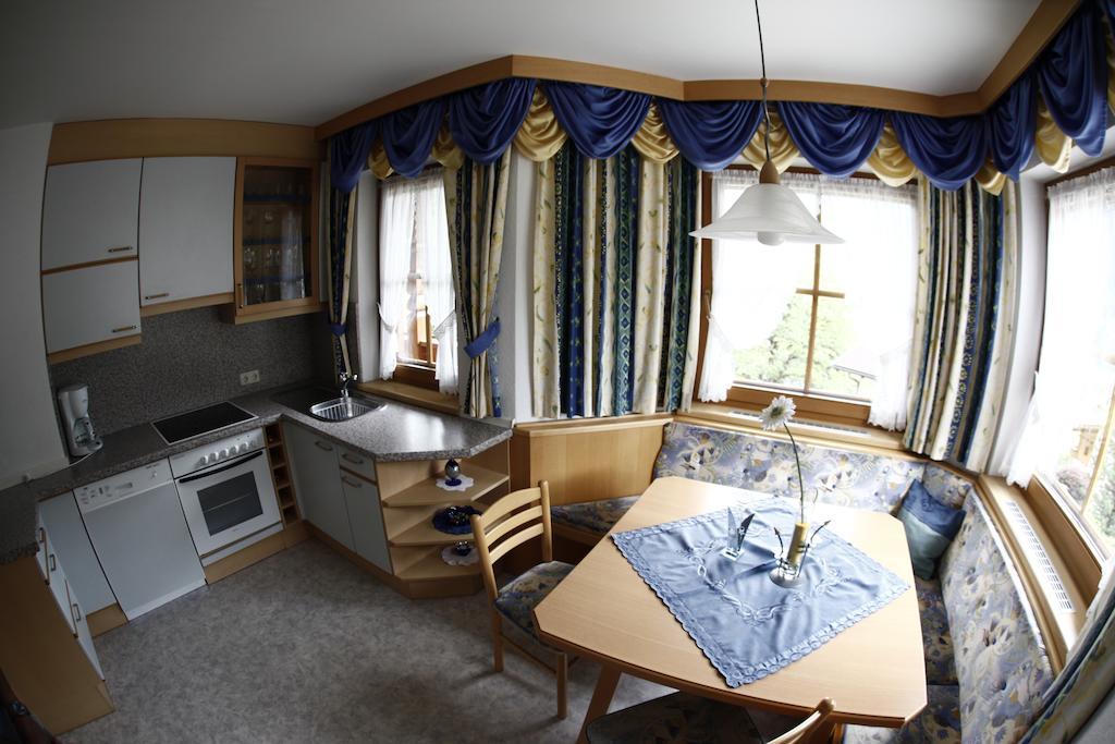 Haus Alpengruss Apartment Finkenberg Room photo